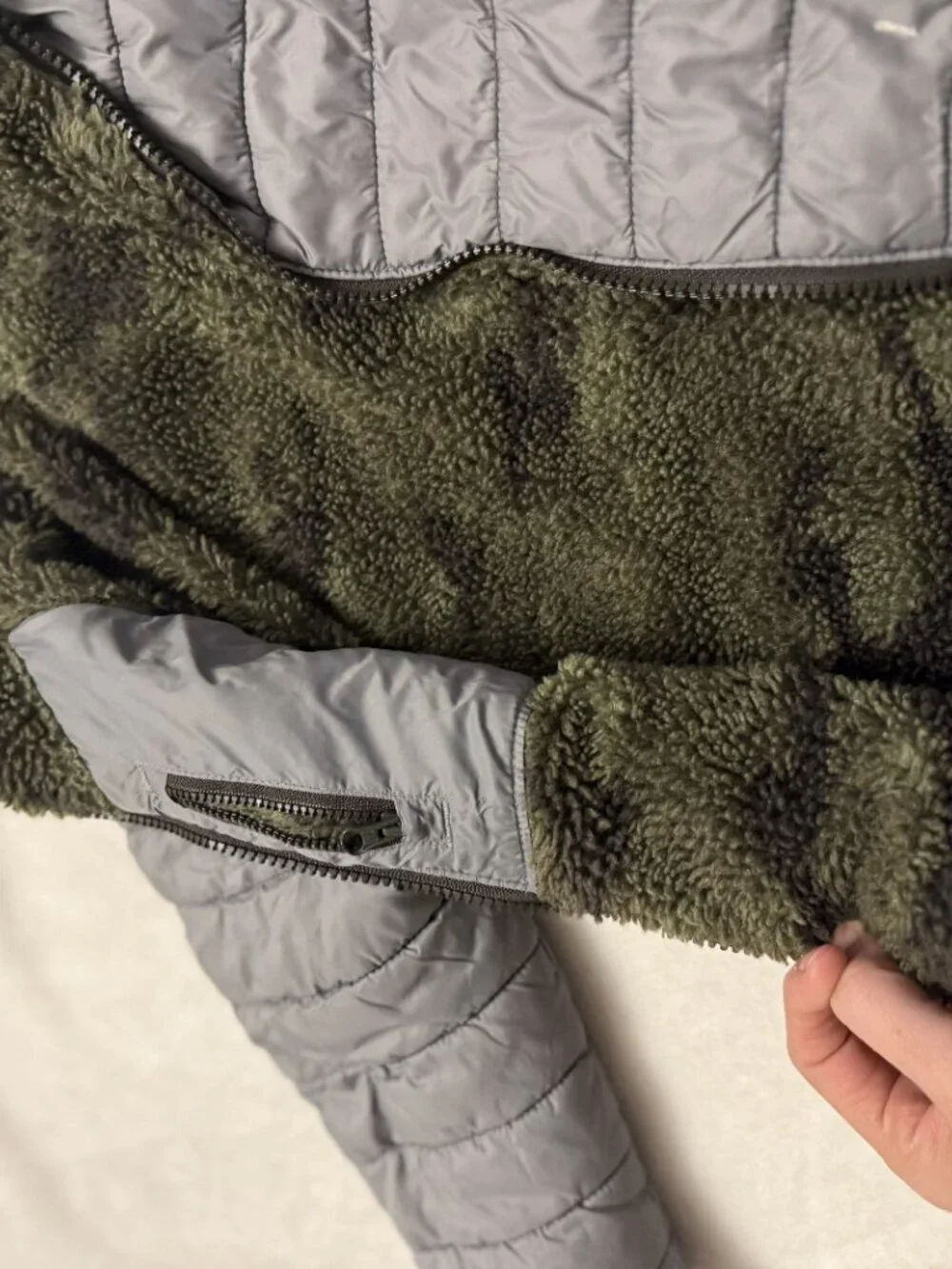 GAP Kids Gray Puffer Jacket Camo Sherpa Lined - Boys Size 5